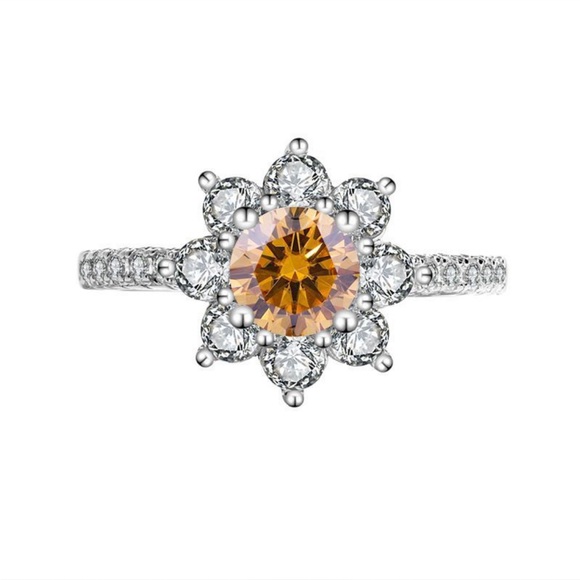 Moissanite Sunflower Ring - Picture 1 of 7